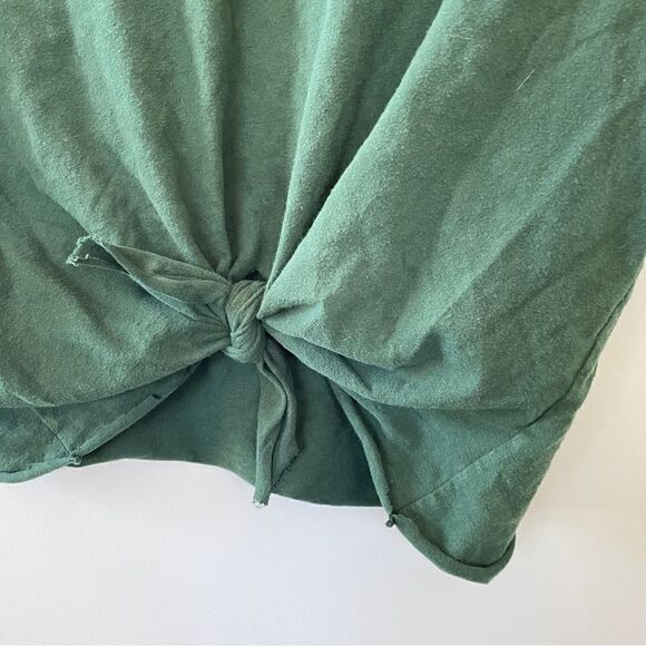 Vintage Abercrombie and Fitch Reworked cropped tie T-shirt - Picture 5 of 8